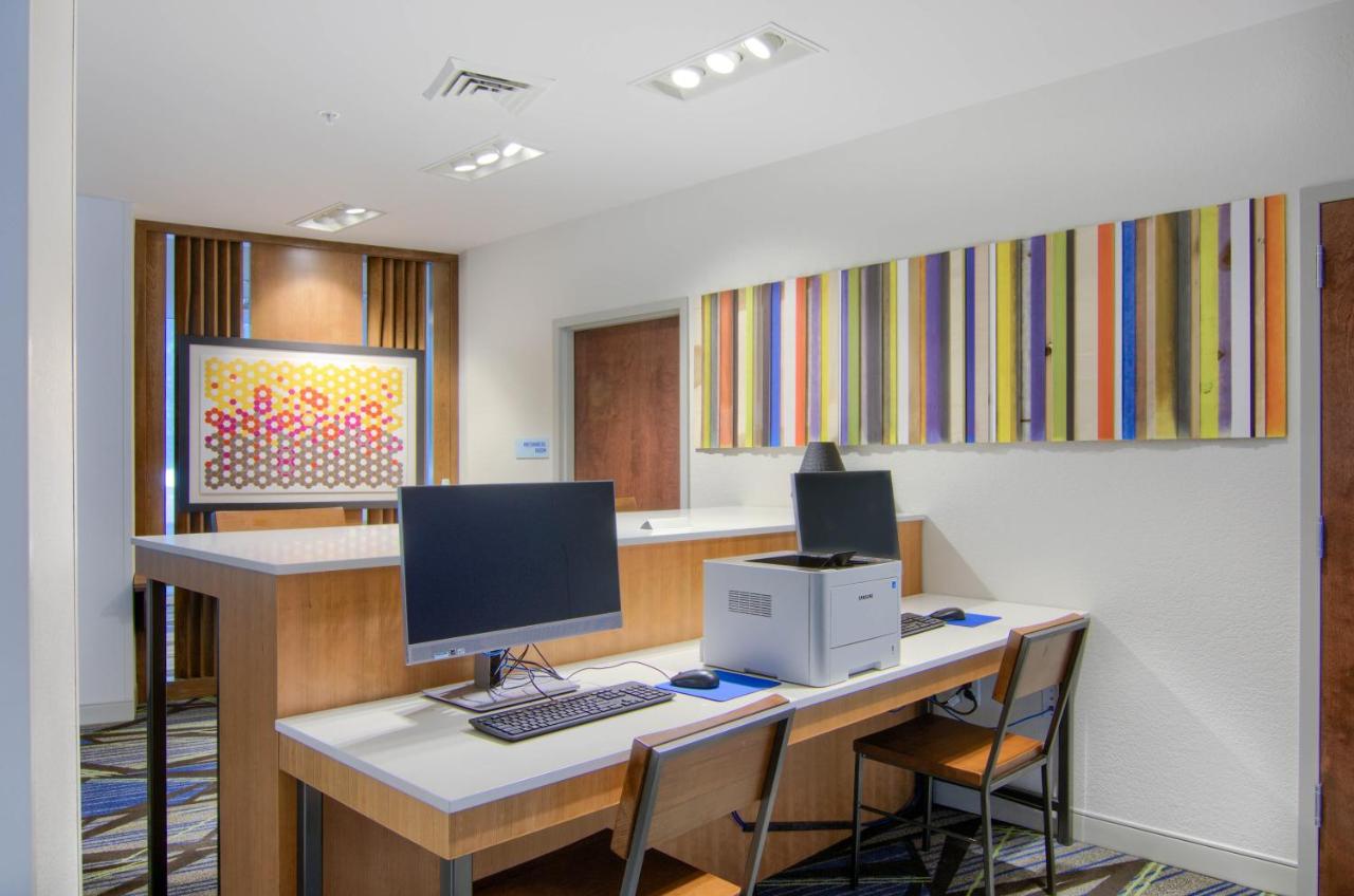  | Holiday Inn Express And Suites Mobile - University Area, an IHG Hotel