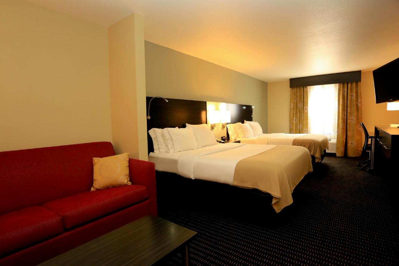  | Holiday Inn Express Hotel & Suites Marion Northeast