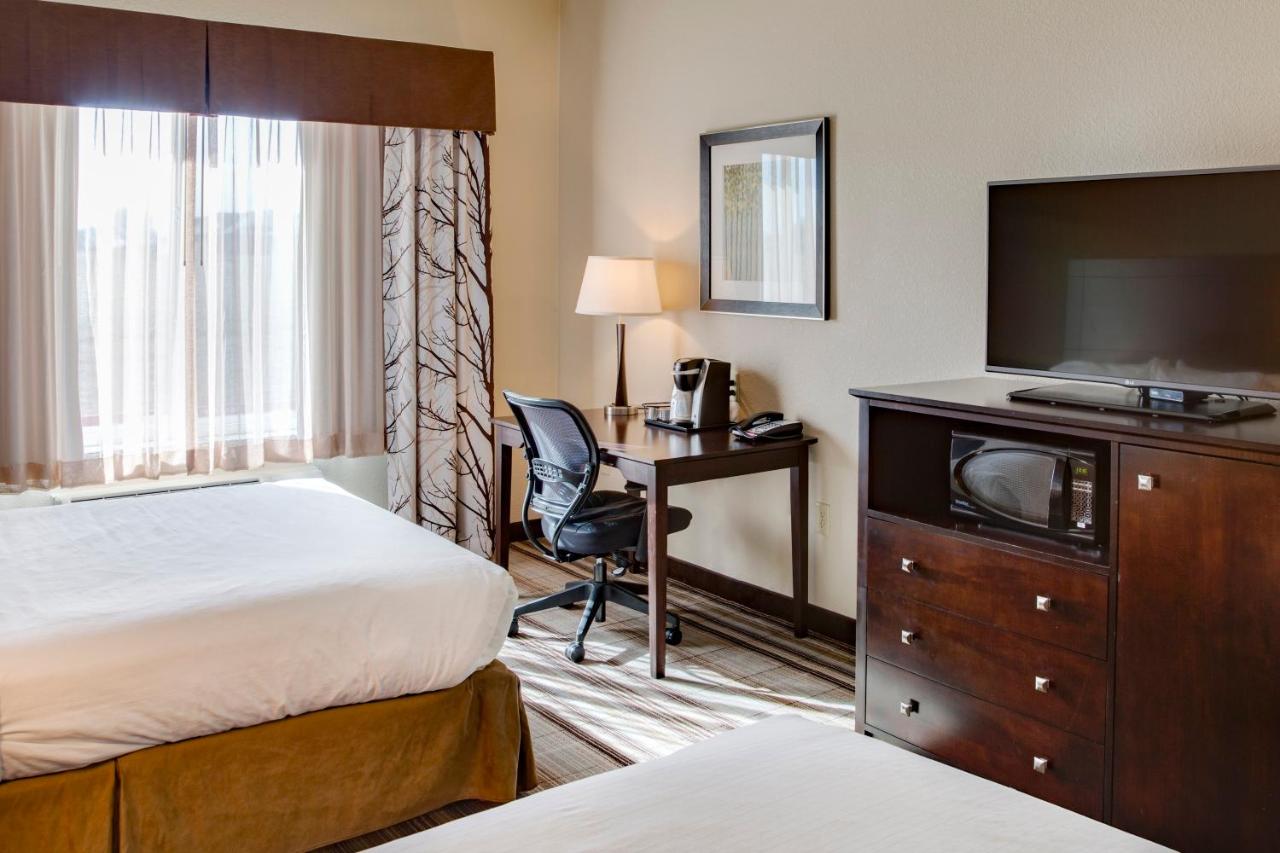 Queen Room with Two Queen Beds - Non-Smoking at Holiday Inn Express & Suites Nevada by IHG