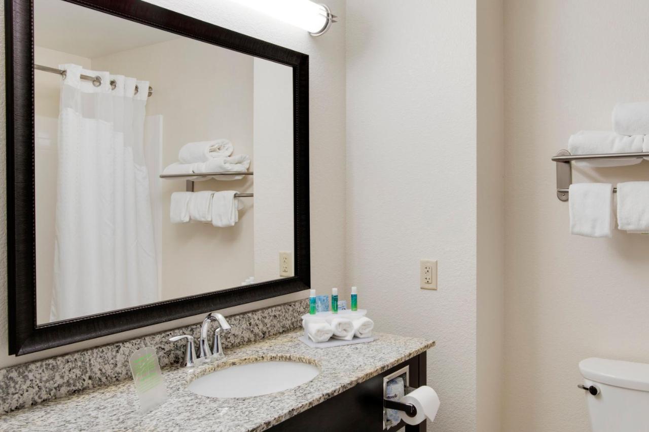 Queen Room with Two Queen Beds - Non-Smoking at Holiday Inn Express & Suites Nevada by IHG