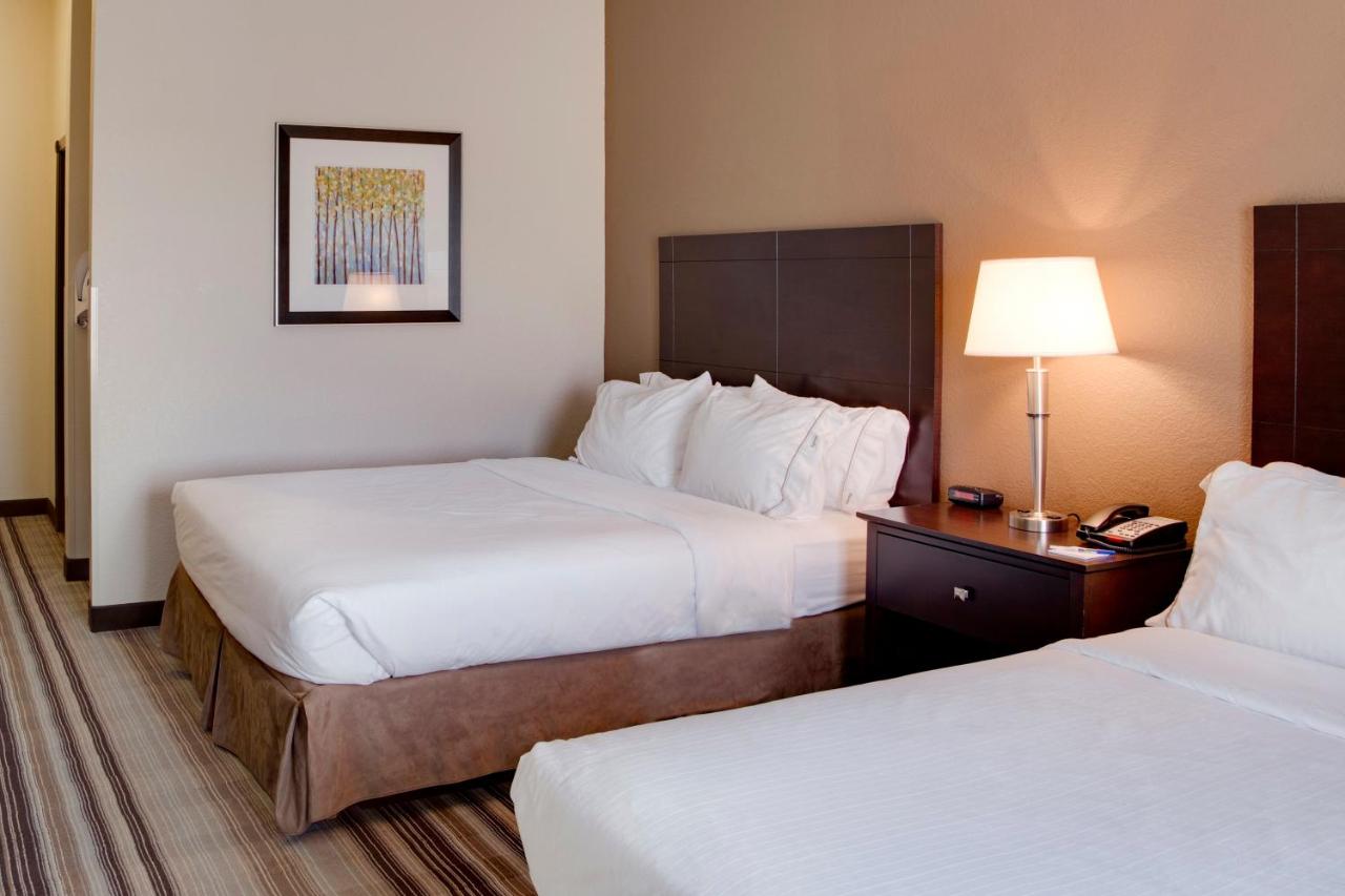 Queen Room with Two Queen Beds - Non-Smoking at Holiday Inn Express & Suites Nevada by IHG