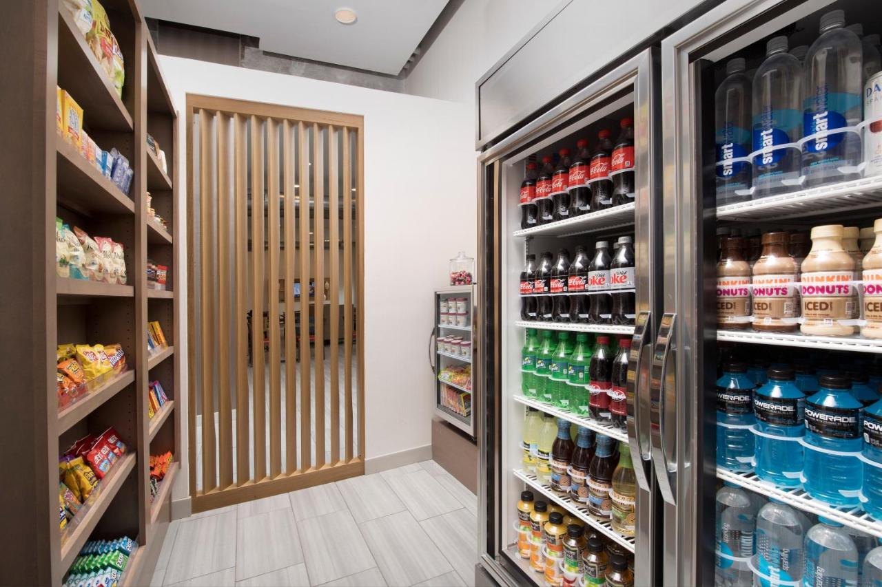 | Holiday Inn Express & Suites - North Brunswick, an IHG Hotel