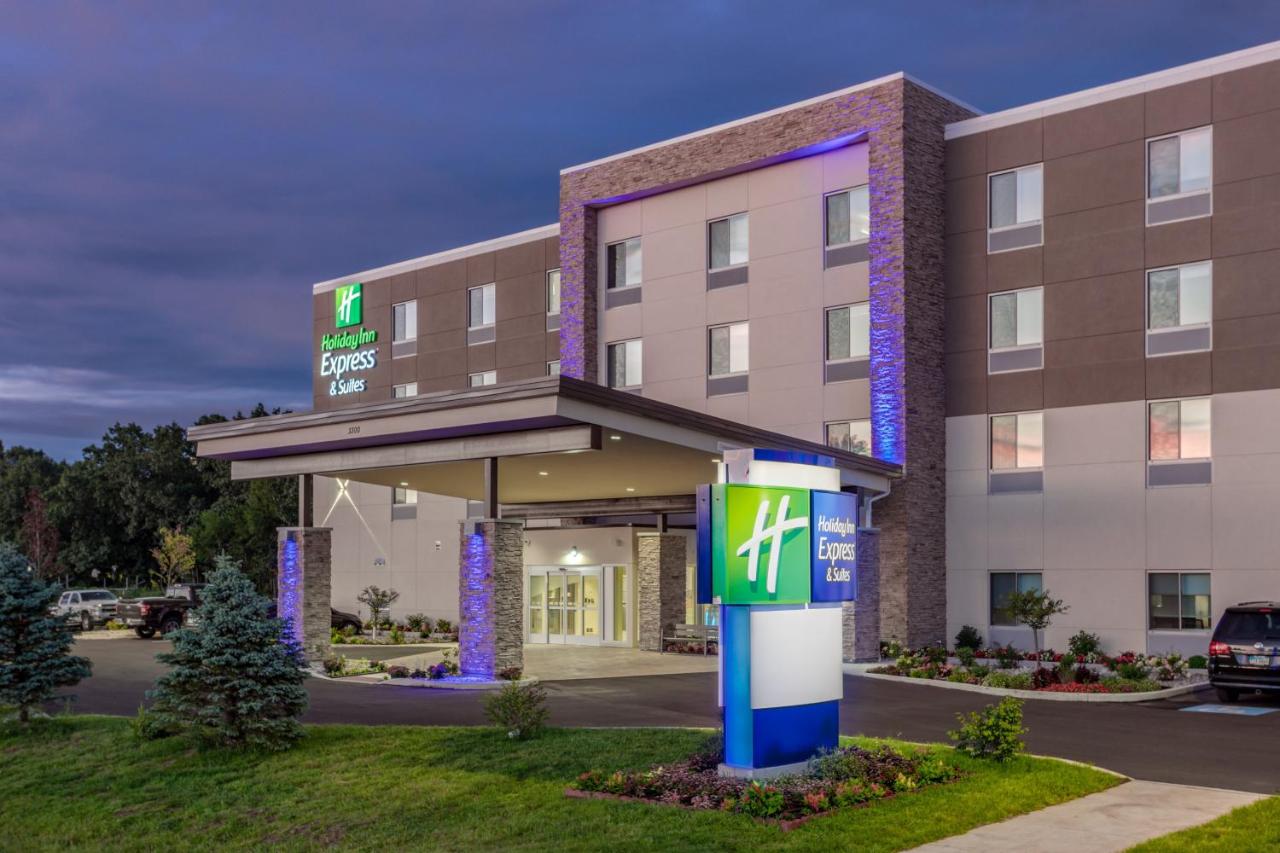 | Holiday Inn Express & Suites Elkhart North