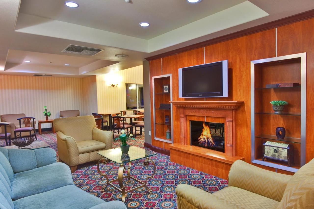  | Holiday Inn Express Hotel & Suites Ontario Airport-Mills Mall, an IHG Hotel