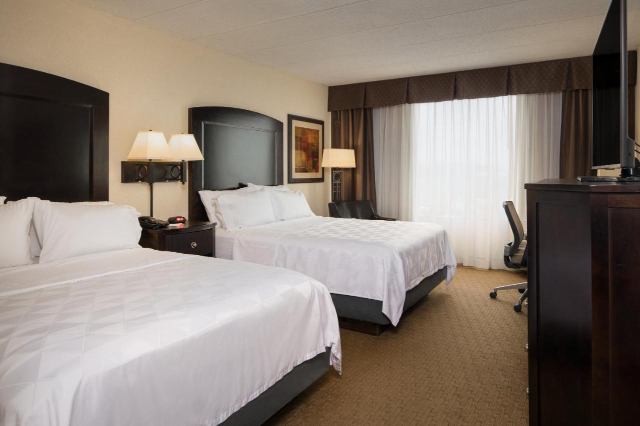  | Holiday Inn and Suites Charleston West, an IHG Hotel