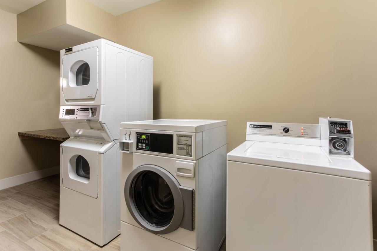 Holiday Inn Express & Suites Phoenix Tempe - University
