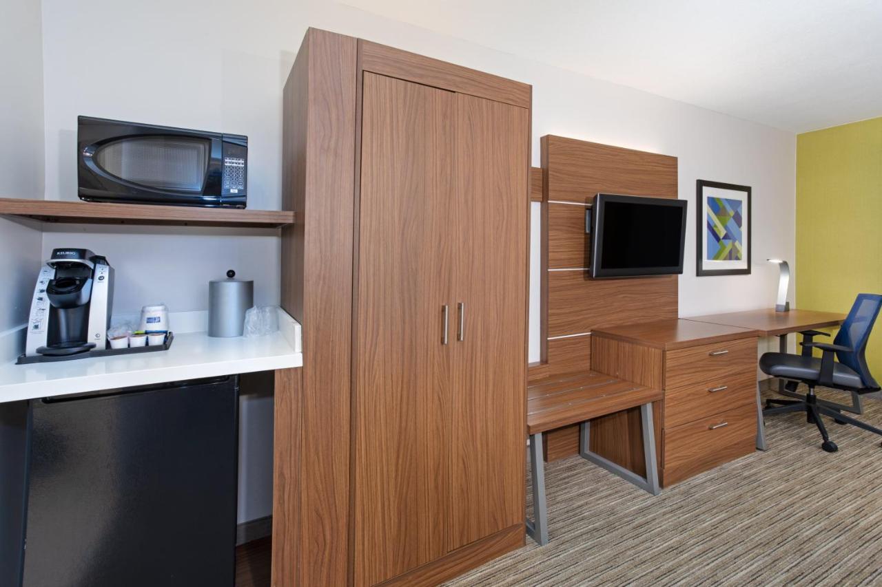  | Holiday Inn Express & Suites Phoenix Tempe - University
