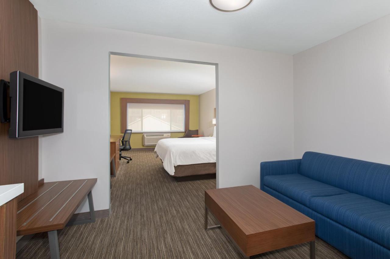  | Holiday Inn Express & Suites Phoenix Tempe - University