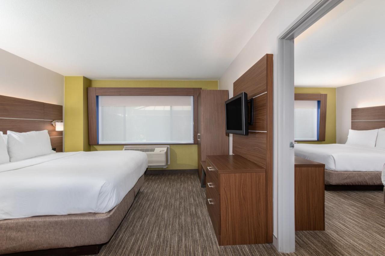  | Holiday Inn Express & Suites Phoenix Tempe - University