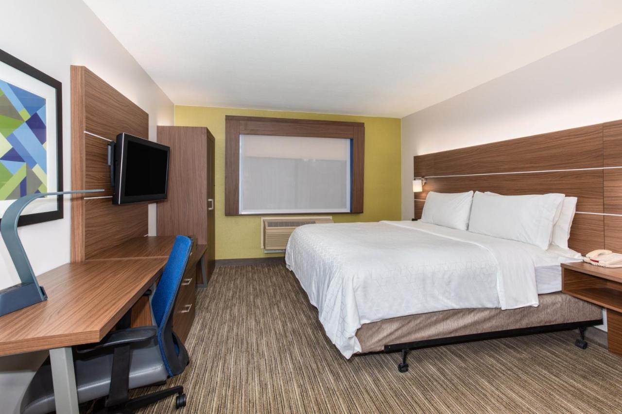  | Holiday Inn Express & Suites Phoenix Tempe - University