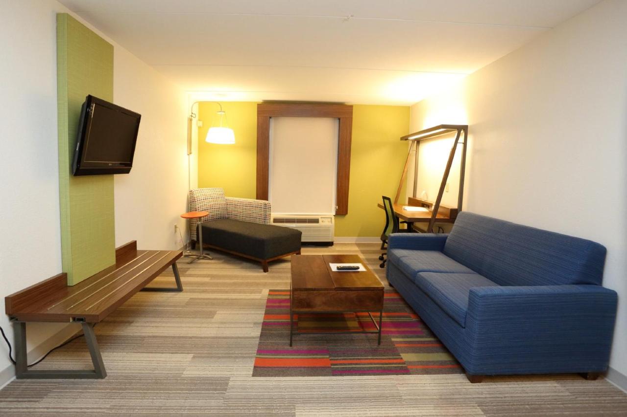 Double Suite with Two Double Beds - Non-Smoking at Holiday Inn Express & Suites Newport News by IHG
