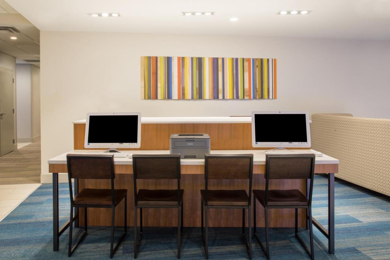  | Holiday Inn Express & Suites - Owings Mills-Baltimore Area, an IHG Hotel