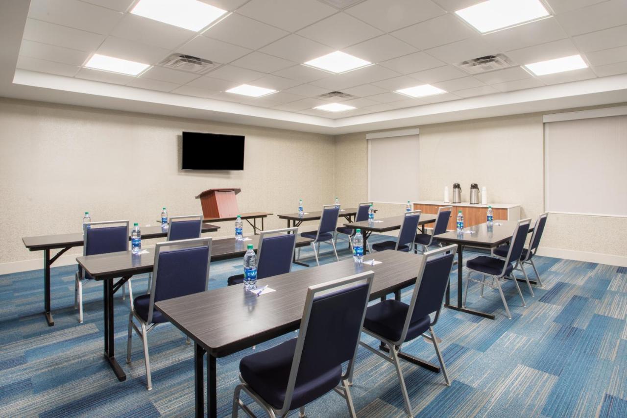 | Holiday Inn Express & Suites Owings Mills-Baltimore Area