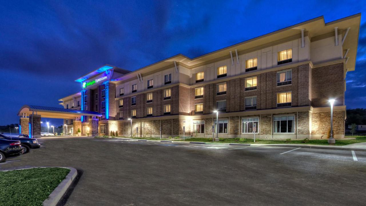  | Holiday Inn Express & Suites Pittsburgh SW - Southpointe