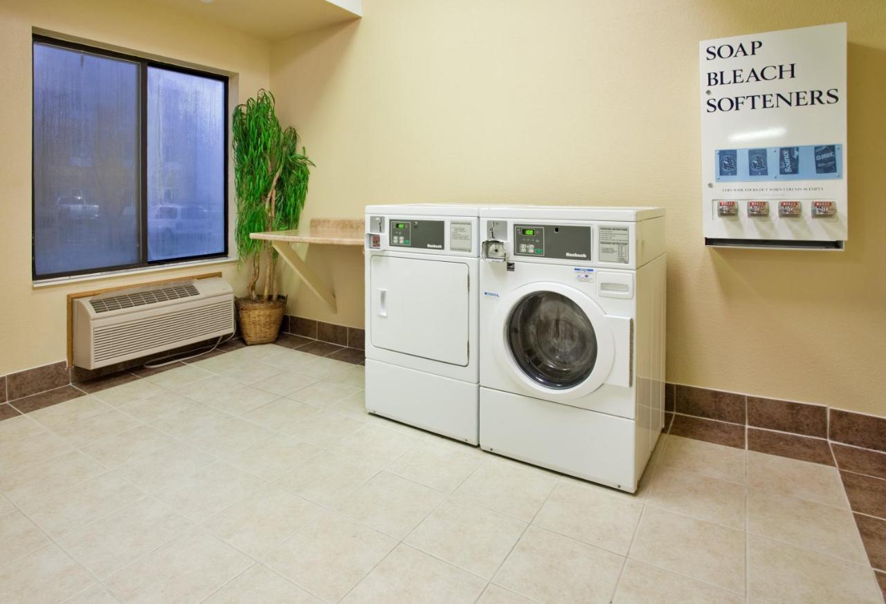 | Holiday Inn Express Kansas City Liberty Missouri, an IHG Hotel
