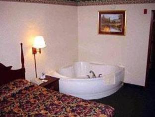 Room #7863814 at Country Inn & Suites by Radisson, Pickerington, OH