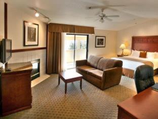 Room #33435915 at Best Western Plus Forest Park Inn