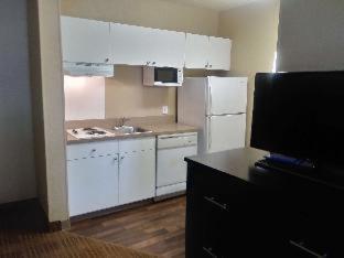 Room #52016014 at Extended Stay America Suites Denver Aurora North