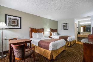 Room #18787010 at Best Western Central Inn