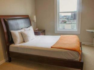 Room #23845910 at Casa Loma Hotel