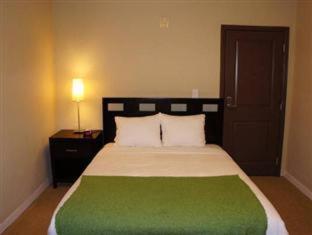 Room #23845912 at Casa Loma Hotel