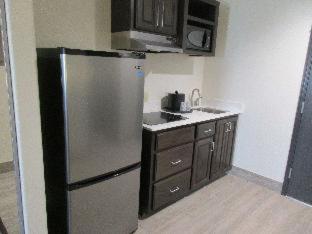 Room #177371355 at Best Western Plus Ardmore Inn & Suites