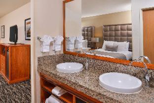 Room #28296309 at Best Western Plus Mountain View Auburn Inn