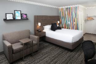 Room #2341012 at Signature Temecula
