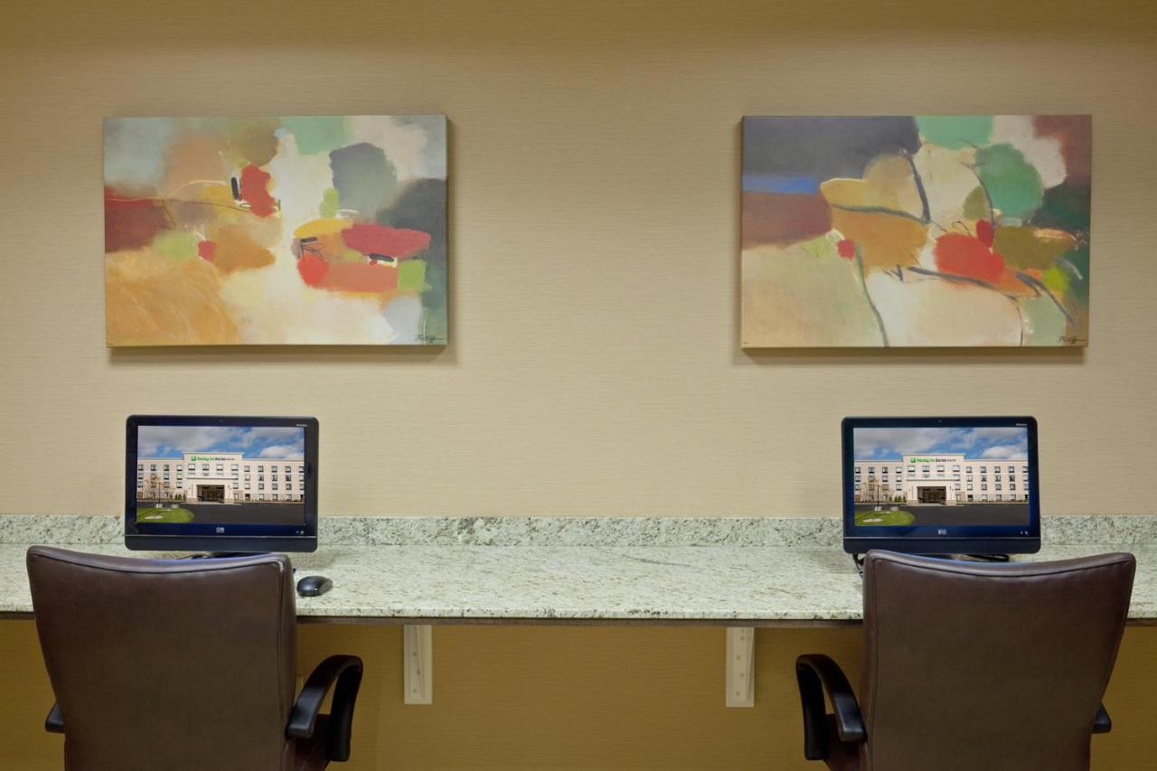  | Holiday Inn Express & Suites Malone, an IHG Hotel