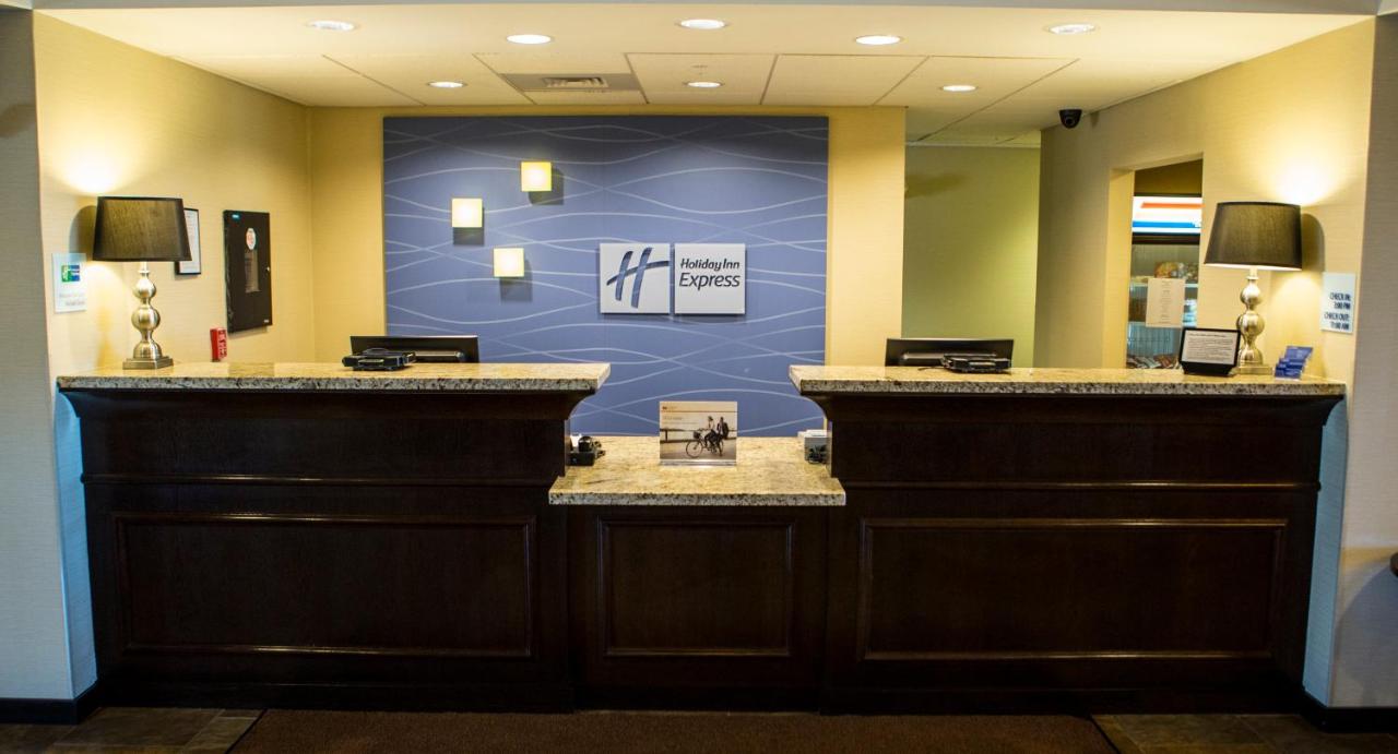 | Holiday Inn Express & Suites Malone, an IHG Hotel