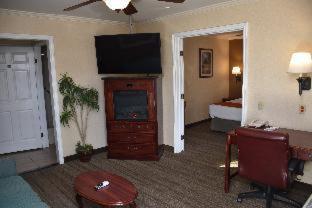 Room #5682008 at Dynasty Suites Redlands