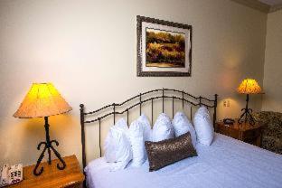 Room #43338918 at Best Western Plus Waterbury - Stowe