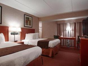 Room #128592820 at Best Western Bridgeview Hotel
