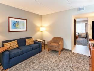 Room #128592818 at Best Western Bridgeview Hotel