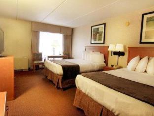 Room #128592824 at Best Western Bridgeview Hotel