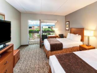 Room #128592828 at Best Western Bridgeview Hotel