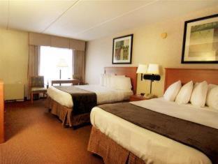 Room #128592825 at Best Western Bridgeview Hotel