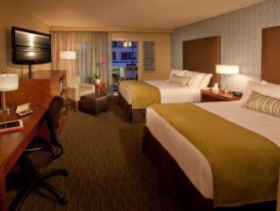 Room #5950550 at Best Western Plus Beach View Lodge Carlsbad