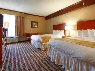 Room #39009619 at Fort Washington Inn