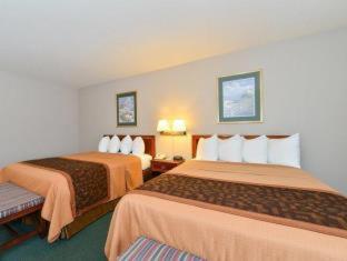 Room #153178722 at Best Western Beacon Inn