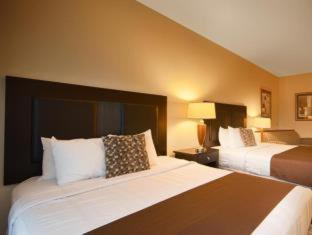 Room #32635612 at Best Western Plus Castlerock Inn & Suites