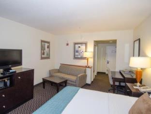Room #32635613 at Best Western Plus Castlerock Inn & Suites