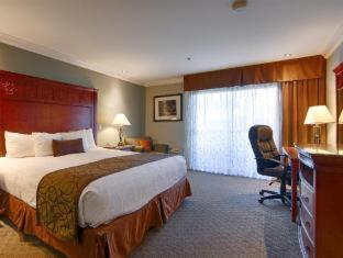 Room #33435921 at Best Western Plus Forest Park Inn