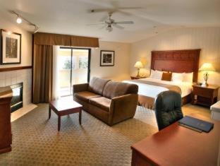 Room #33435921 at Best Western Plus Forest Park Inn
