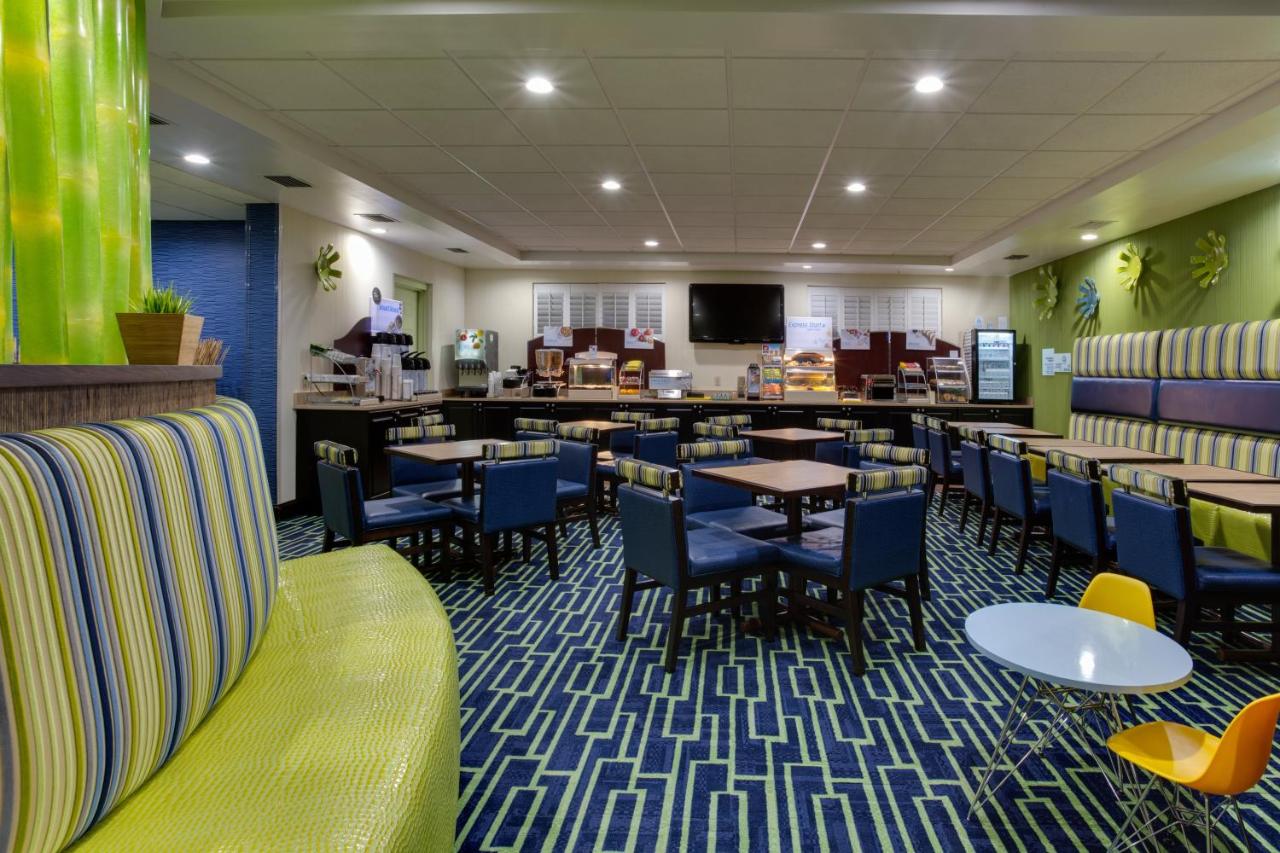  | Holiday Inn Express Hotel & Suites Plant City, an IHG Hotel