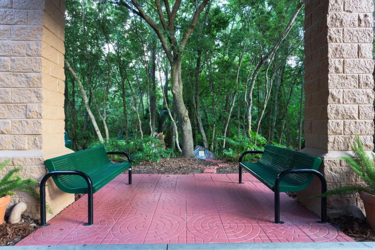 | Holiday Inn Express Hotel & Suites Plant City, an IHG Hotel