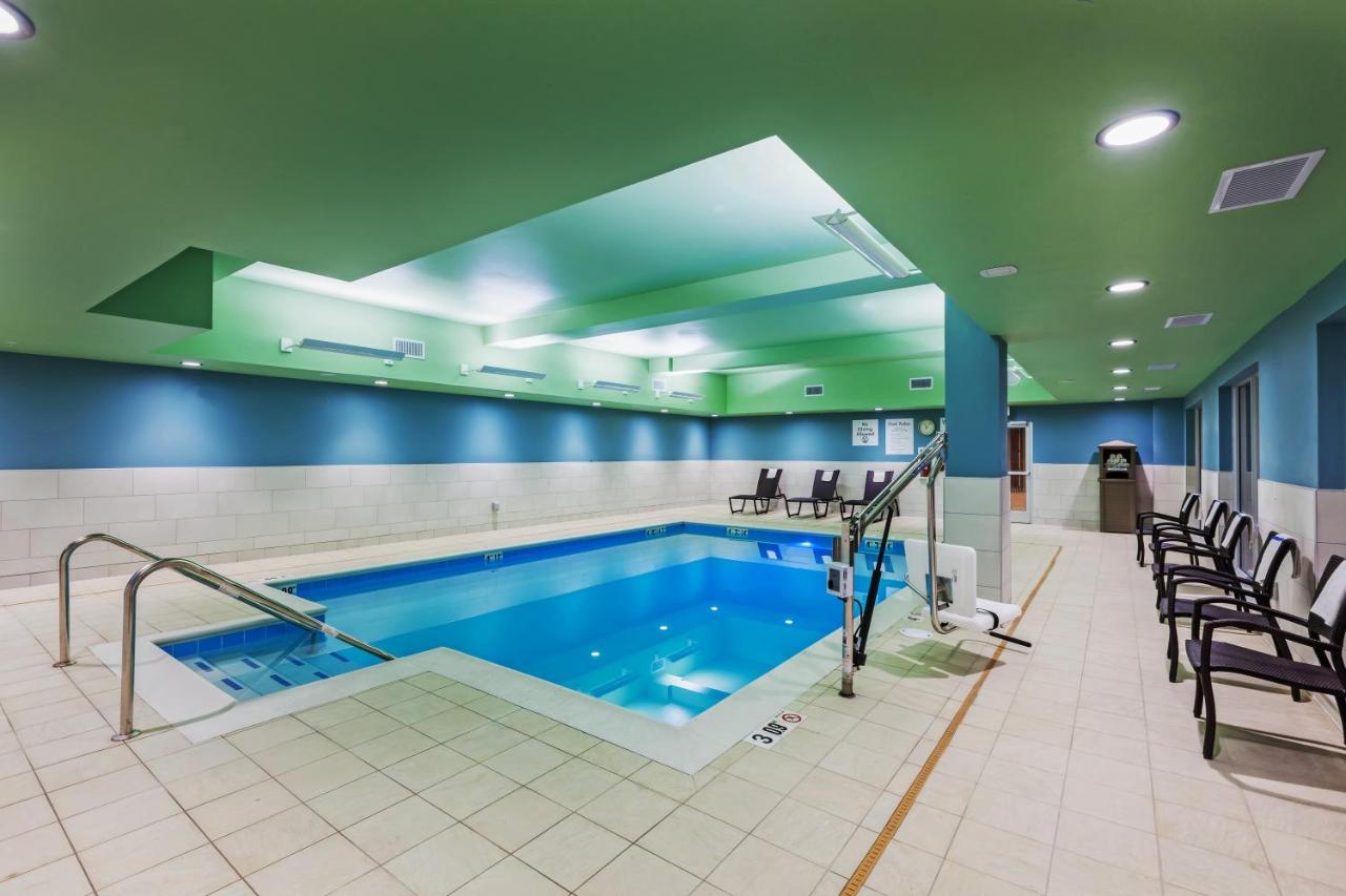  | Holiday Inn Express and Suites Chanute, an IHG Hotel