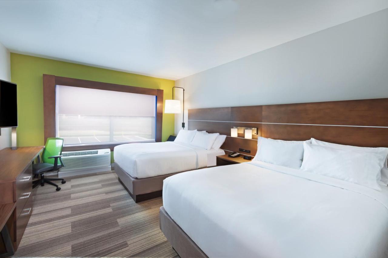  | Holiday Inn Express and Suites Chanute, an IHG Hotel