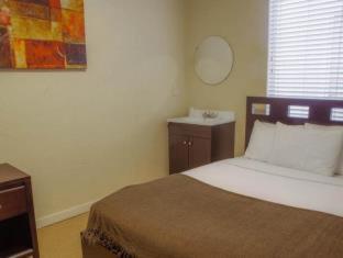 Room #23845914 at Casa Loma Hotel