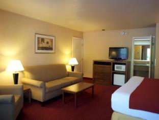 Room #51337417 at Best Western Grants Pass Inn